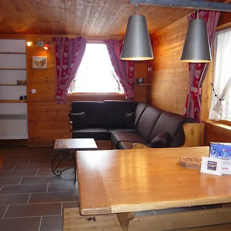 Les Edelweiss Holiday home La Plagne